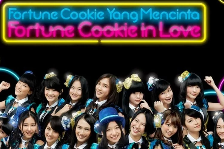 Lirik Lagu Fortune Cookie in Love - JKT48 yang Viral di TikTok: Meski Cowok Bilang Gadis Ideal - Pikiran-Rakyat.com