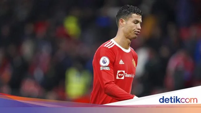 Viral! Ronaldo Ludahi Elanga atau Ilusi Optik Belaka?