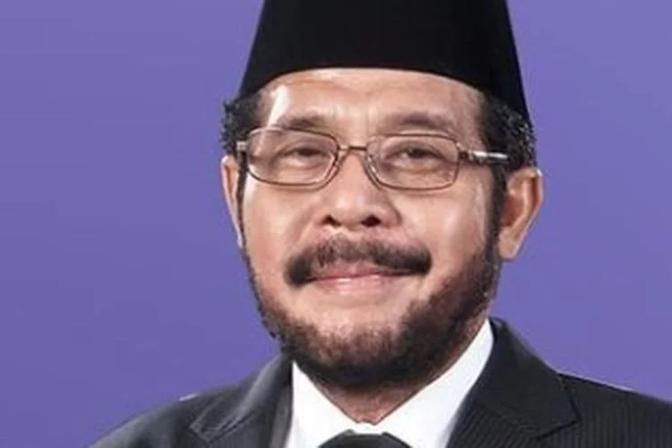 Profil Ketua MK Anwar Usman yang Akan Nikahi Adik Jokowi: Biodata, Umur, Hobi, Masa Jabatan, dan Mantan Istri.