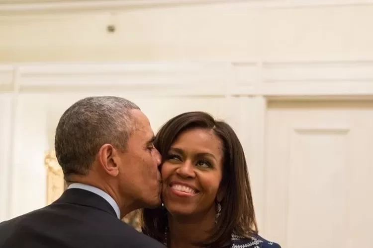 Biografi Michelle Obama, Mantan Ibu Negara Amerika Serikat Yang Hobi Sodaqoh